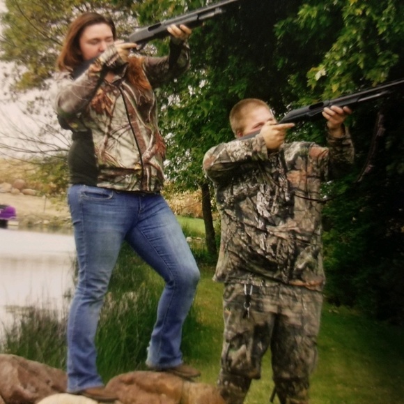 Meet your Posher, Stephanie - Picture 1 of 1